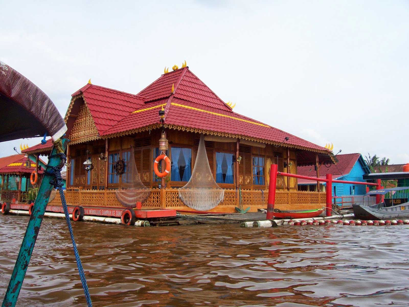 Ragam Rumah Adat Tradisional Indonesia Bukti Keragaman Budaya Guru Sipil